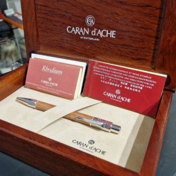 STYLO CARAN D ACHE VARIUS ROSEWOOD RHODIUM