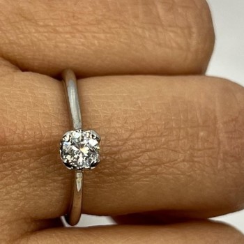 BAGUE OR BLANC 18CTS DIAMNDS 0.30CTS VS2 D