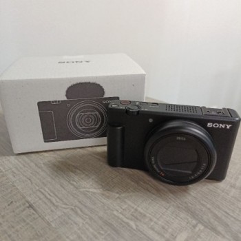Sony ZV-1 II + 2 BATTERIES SUPP