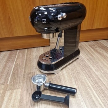 MACHINE A CAFE SMEG MOD 1957 NOIR ALU