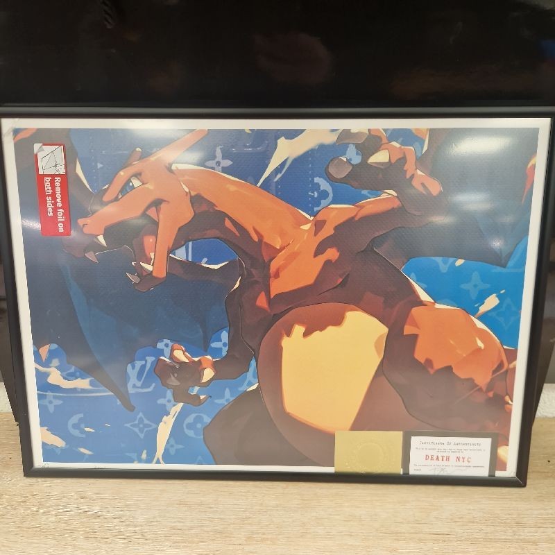 CADRE POKEMON DRACAUFEU DEATH NYC 45X32