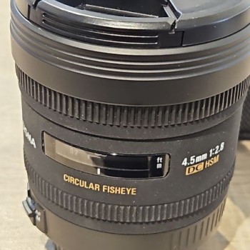 SIGMA 4.5MM 1:2.8 DC HSM POUR CANON  CIRCULAR FISHEYE
