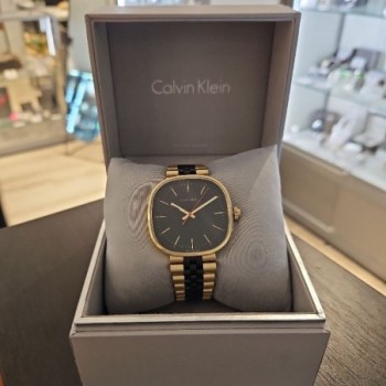 MONTRE CALVIN KLEIN BOITE ET MAILLONS