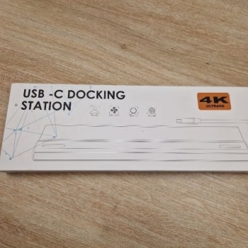 USB C DOCKING STATION 4K ULTRA HD