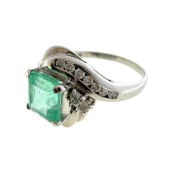 BAGUE PLATINE EMERAUDE 3.5 GRS