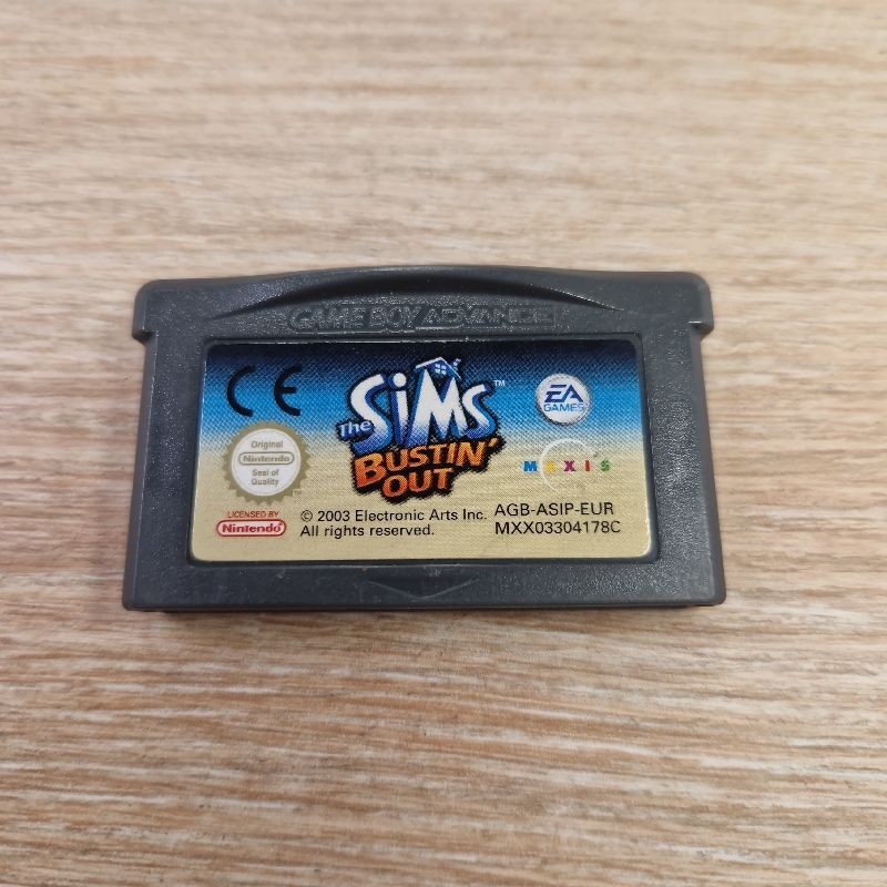 THE SIMS BUSTIN OUT GBA (JEU SEUL)