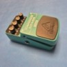 BEHRINGER COMPRESSOR/SUSTAINER CS400 EFFECTS PEDAL