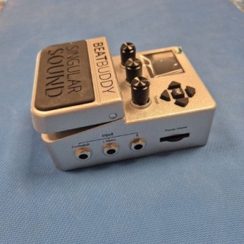 SINGULAR SOUND BEATBUDDY GUITAR PEDAL DRUM MACHINE