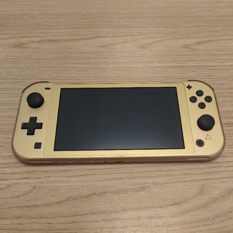 NINTENDO SWITCH LITE EDITION ZELDA SANS BOITE