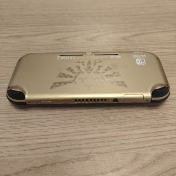 NINTENDO SWITCH LITE EDITION ZELDA SANS BOITE