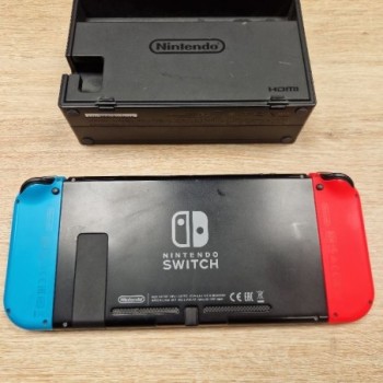 CONSOLE SWITCH V1 ROUGE BLEU + ACCES