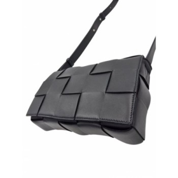 BOTTEGA VENETA CASSETTE NOIR DUSTBAG 22 X 14 X 5 CM