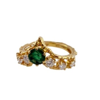 BAGUE EN OR JAUNE 18CTS EMERAUDE ET DIAMNTS 5.26GR T.57