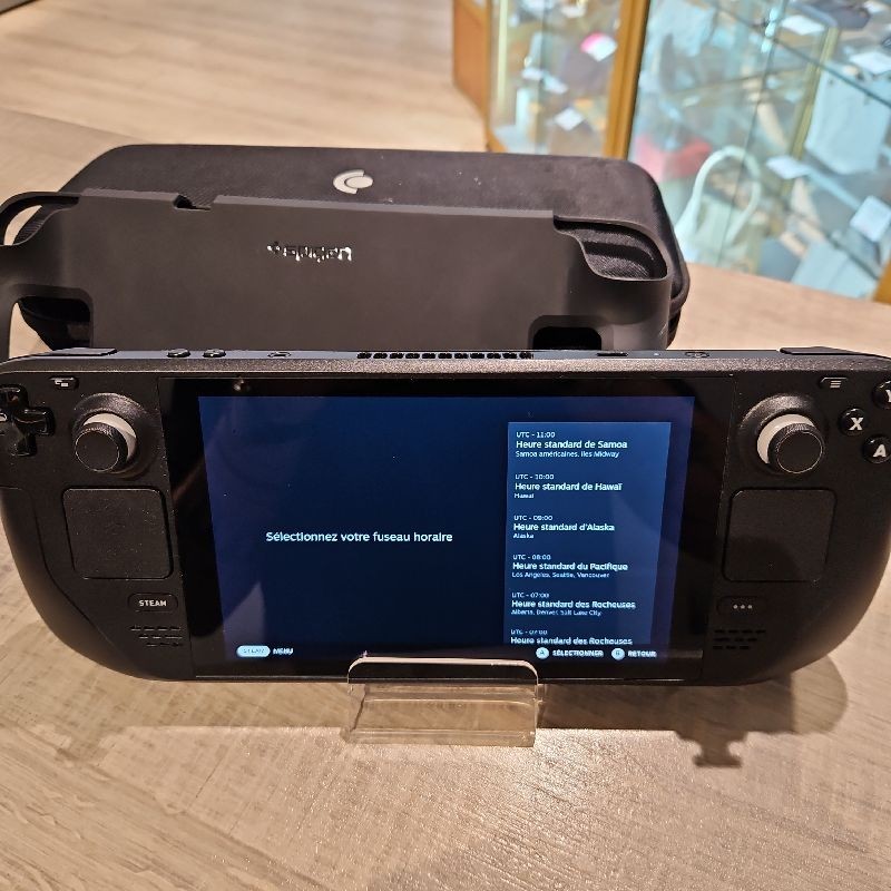 VALVE STEAMDECK 1010 256GB + éTUI SPIGEN