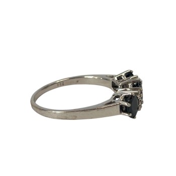 BAGUE OR BLANC DIAMANTS ET SAPHIRS 3.69GRS