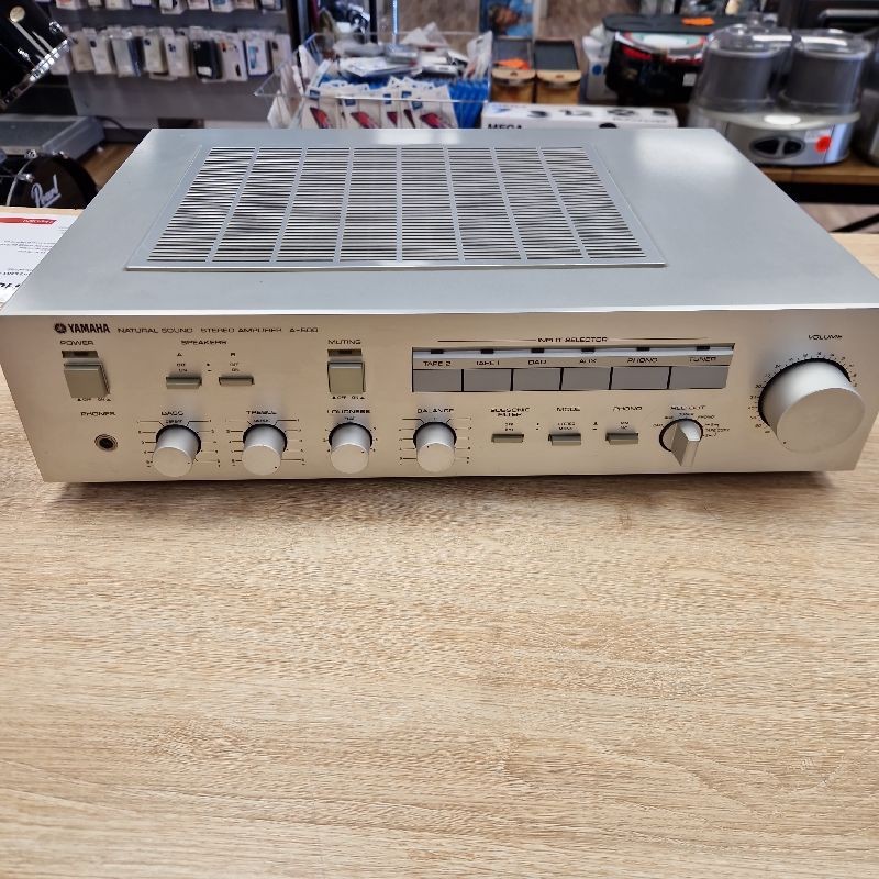 AMPLI YAMAHA STEREO AMPLIFIER A 500