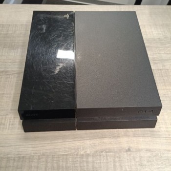 CONSOLE PS4 FAT 500GB AVEC MANETTE AVEC FIL