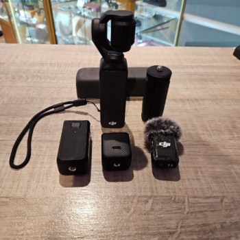 DJI Osmo Pocket 3 Camera Creator Combo