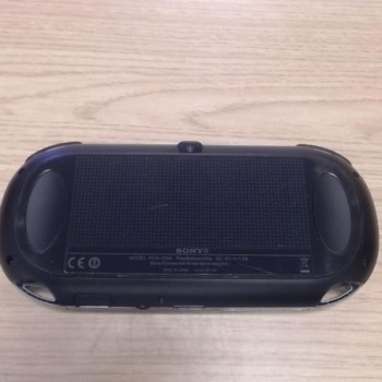 CONSOLE PSVITA + CHARGEUR + HOUSSE