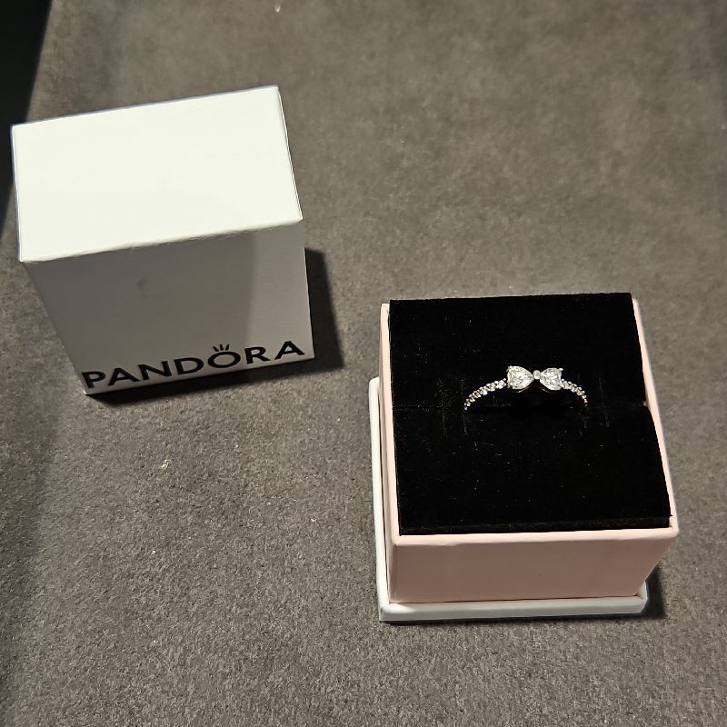 BAGUE PANDORA AVEC BOITE ET FACTURE