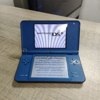 NINTENDO DSI XL SANS CHARGEUR SANS STYLET