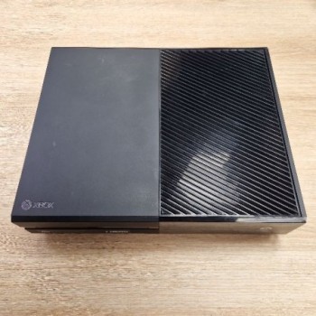 CONSOLE XBOX ONE FAT 500 GB ( SANS MANETTE ET CABLE )