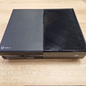 CONSOLE XBOX ONE FAT 500 GB ( SANS MANETTE ET CABLE )