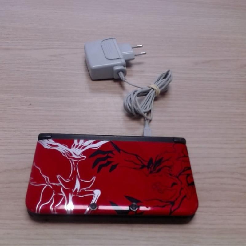 CONSOLE 3DS XL POKEMON ROUGE