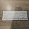 MAGIC KEYBORD A2450 LIGHTING