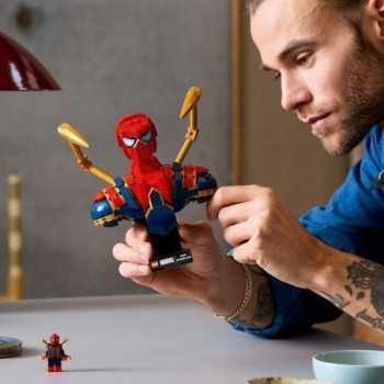 LEGO Marvel Iron Spider-Man Bust (76326)