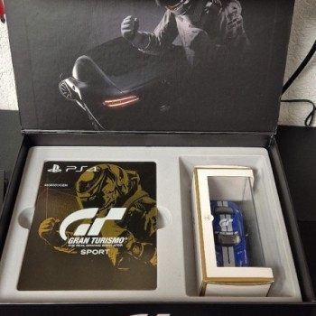 GRAN TURISMO SPORT COLLECTOR'S EDITION - PS4