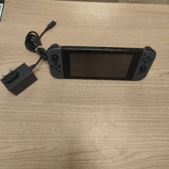 CONSOLE SWITCH 1GEN GRIS + CHARGEUR SANS ACC