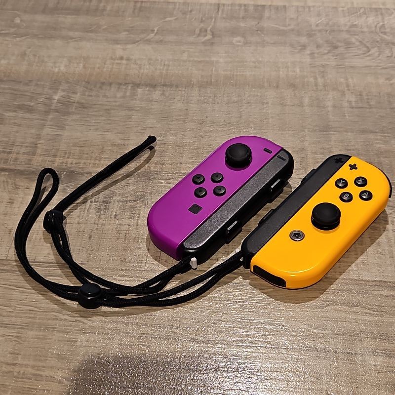 JOYCON SWITCH JAUNE ET ROSE
