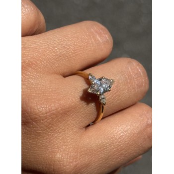 BAGUE OR JAUNE DIAMANTS 2.77 GRS