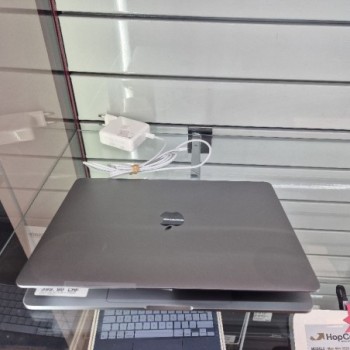 MACBOOK PRO 2020 M1 256GO 16GO