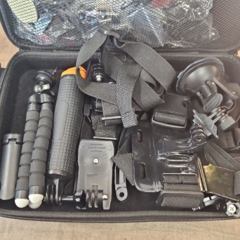 GOPRO HERO 10 + ACCESSOIRES