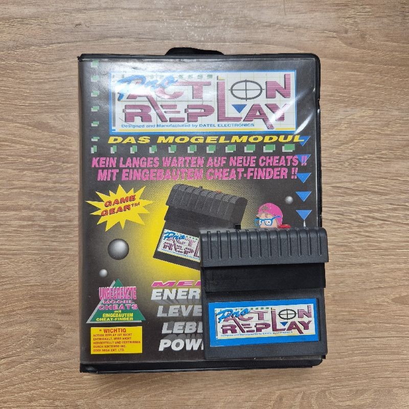 ACTION REPLAY - MEGADRIVE