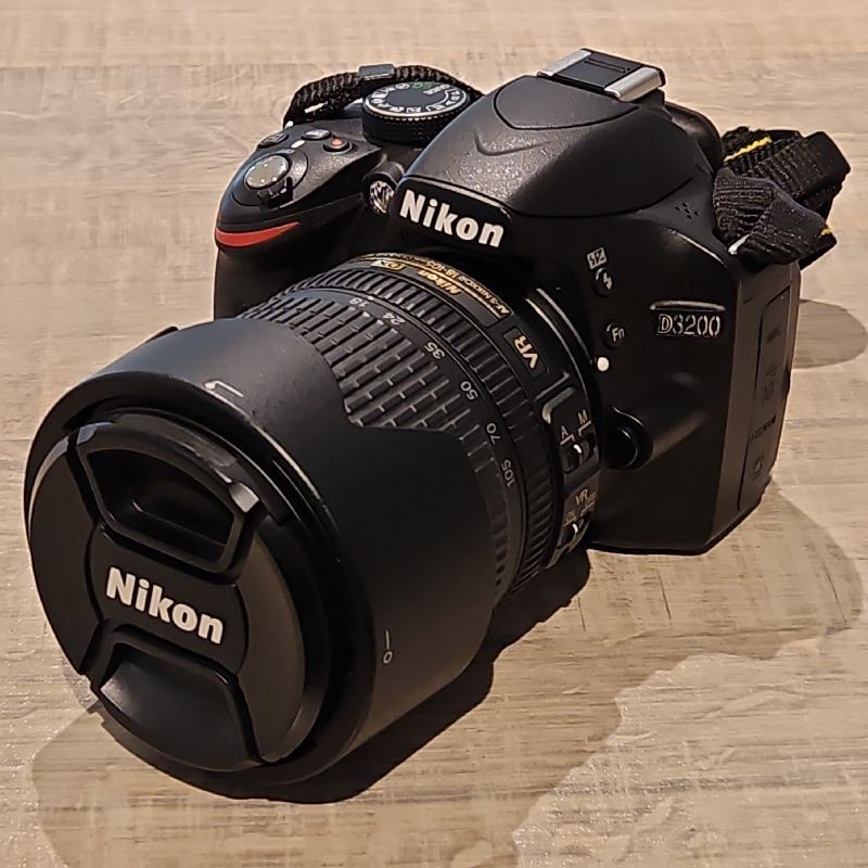 NIKON D3200+OBJ 18-105MM