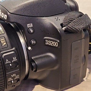 NIKON D3200+OBJ 18-105MM