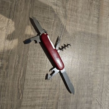 COUTEAU SUISSE VICTORINOX CLIMBER