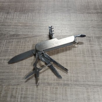 COUTEAU SUISSE FLIGEN