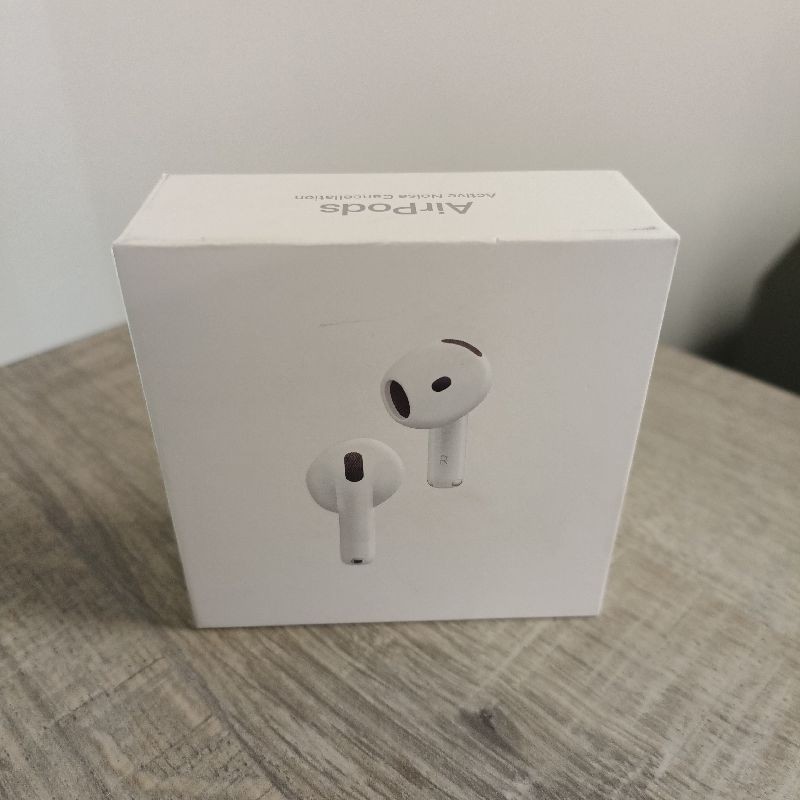 APPLE AIRPODS (4TH GEN) WITH ACTIVE NOISE CANCELLATION