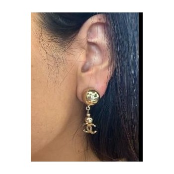 Boucles D'Oreilles Chanel CC Swing