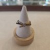 BAGUE OR JAUNE ET BLANC 18CTS 6.6GRS AVEC SAPHIRS JAUNES 0.15CTS 1 DIAMANT 0.15CTS T.54
