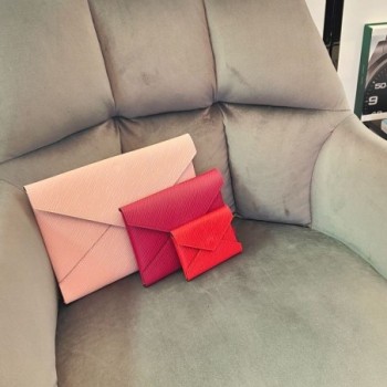 TRIO DE POCHETTES LOUIS VUITTON KIRIGAMI EPI