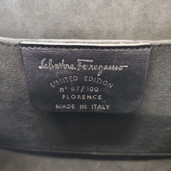 SAC SALVATORE FERAGAMO CARBON EDITION LIMITEE