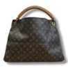 ARTSY LOUIS VUITTON MONOGRAM
