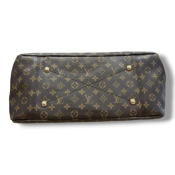 ARTSY LOUIS VUITTON MONOGRAM