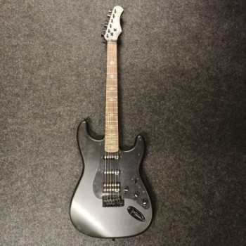 GUITARE ELECTRIQUE STAGG NOIR