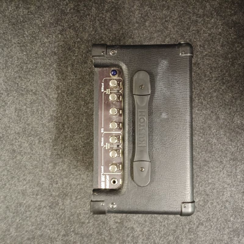 AMPLI KUSTOM DART10FX